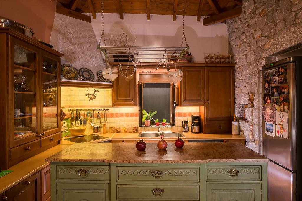 Elise Cottage Vathi  Room photo